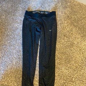 Nike pro workout leggings.